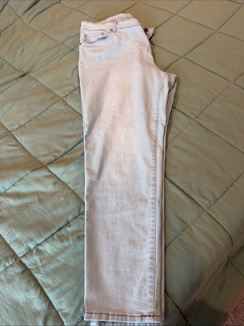 Light Blue Women’s Skinny-Leg Stretch Jeans